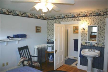The Young House Bed And Breakfast Millinocket Szoba fotó
