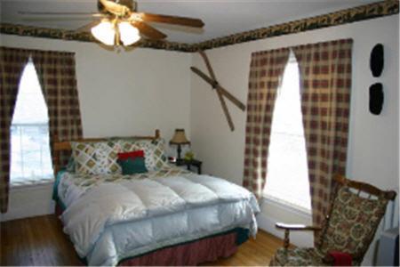 The Young House Bed And Breakfast Millinocket Szoba fotó